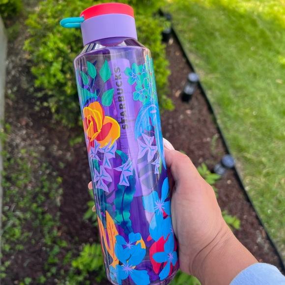 STARBUCKS 🌺 SUMMER 2022 PLASTIC TUMBLER WITH LID